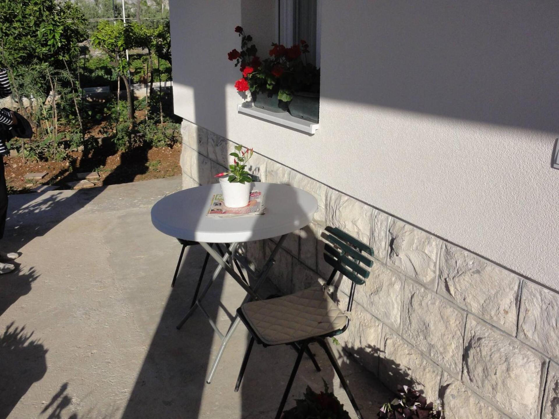 Apartments Cubela Beautiful Garden Trogir Bagian luar foto